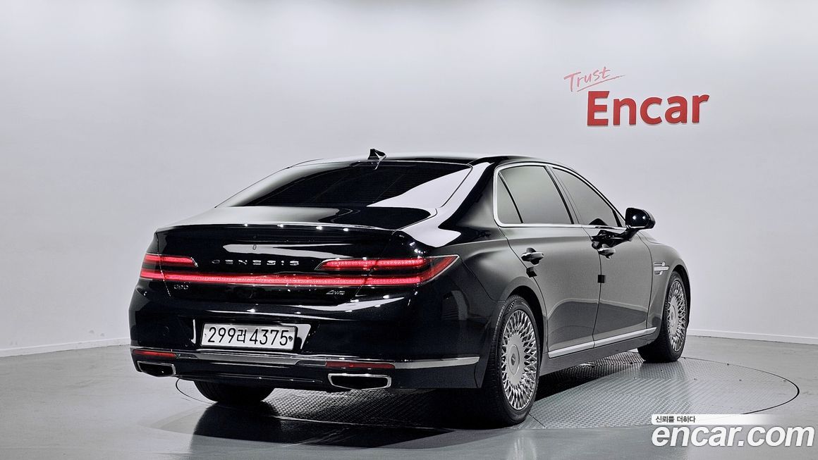 Genesis G90 2021