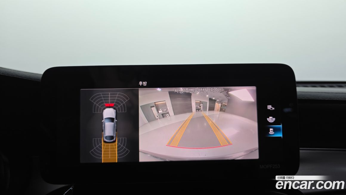 Mercedes-Benz GLC-Class 2021