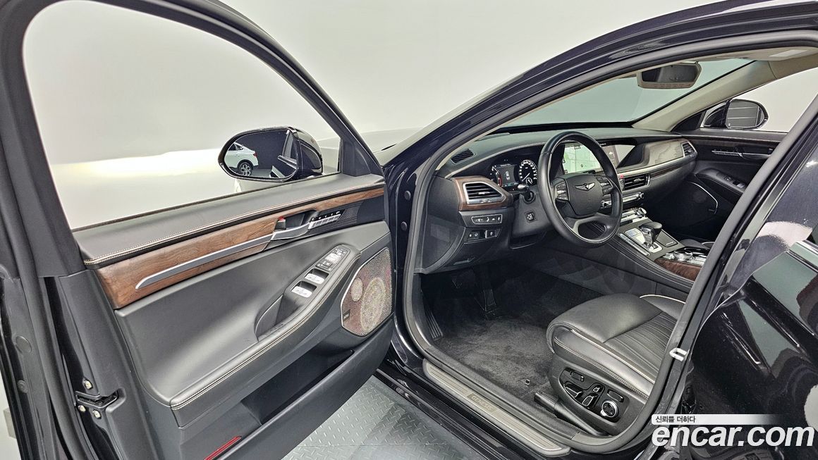 Genesis G90 2021