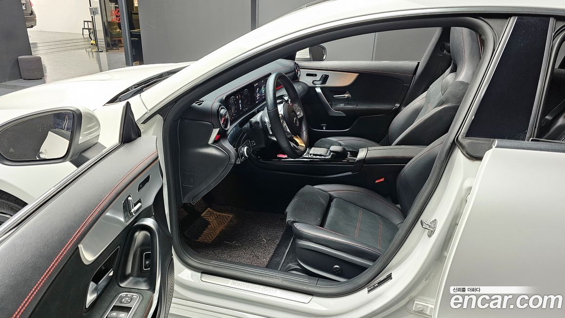 Mercedes-Benz CLA-Class 2023