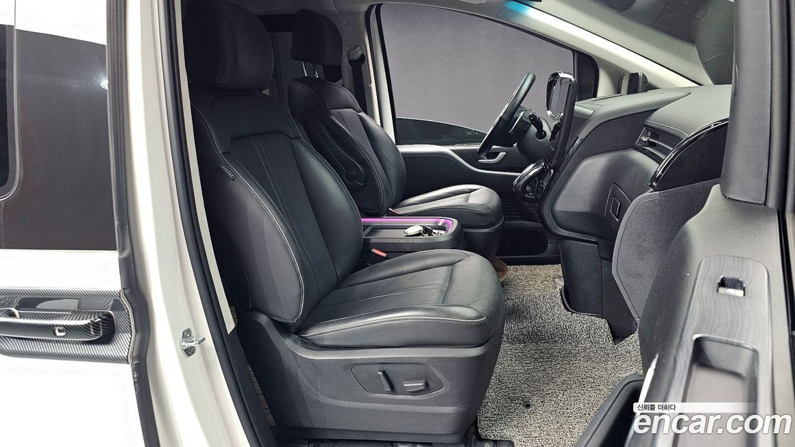 Hyundai Staria 2024
