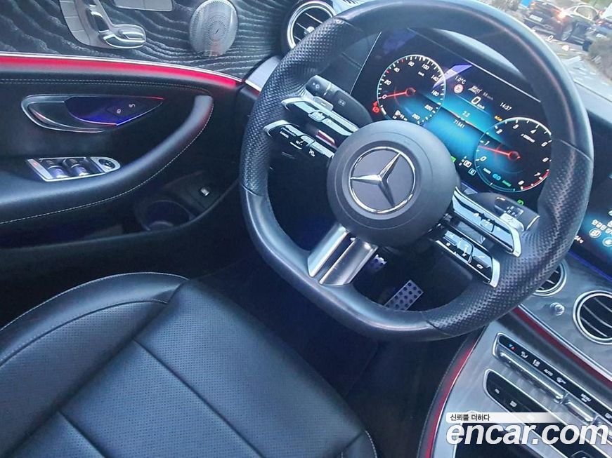 Mercedes-Benz E-Class 2022