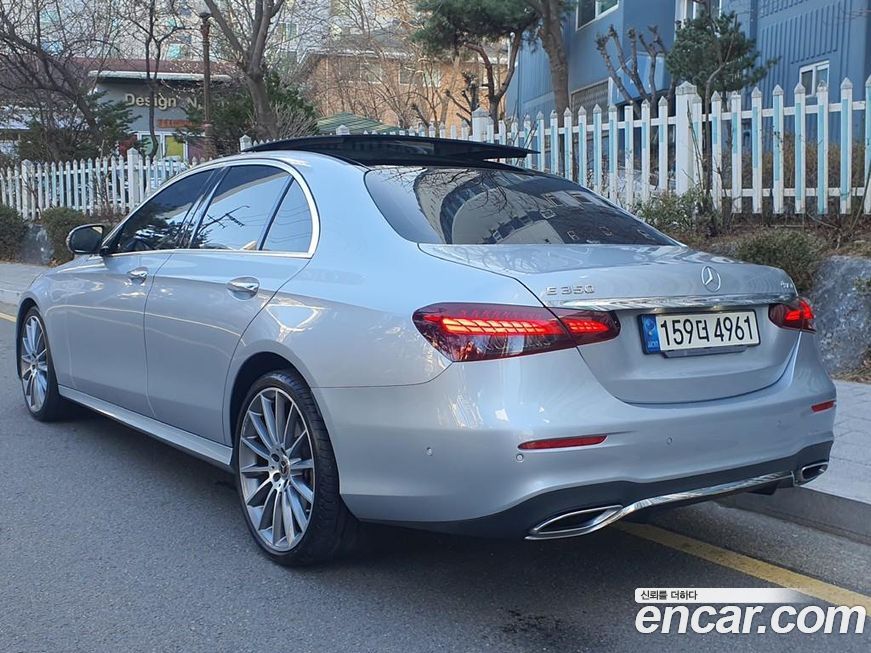 Mercedes-Benz E-Class 2022