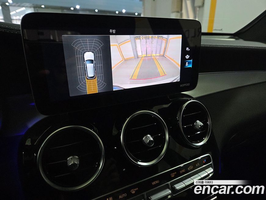 Mercedes-Benz GLC-Class 2021