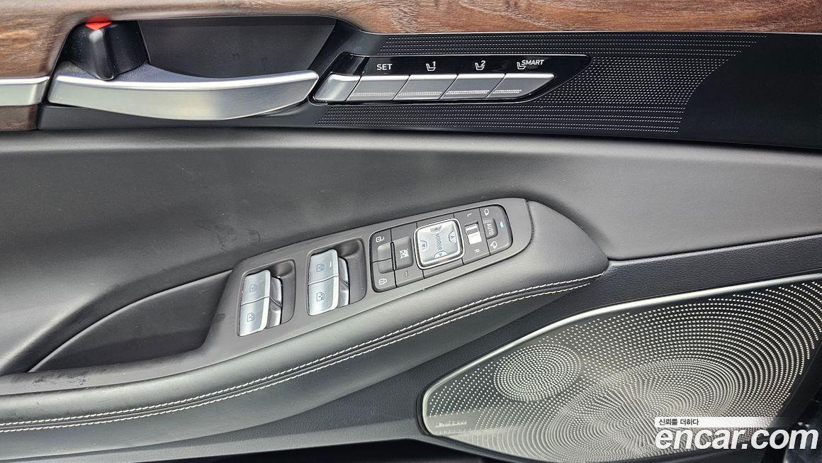 Genesis G90 2021