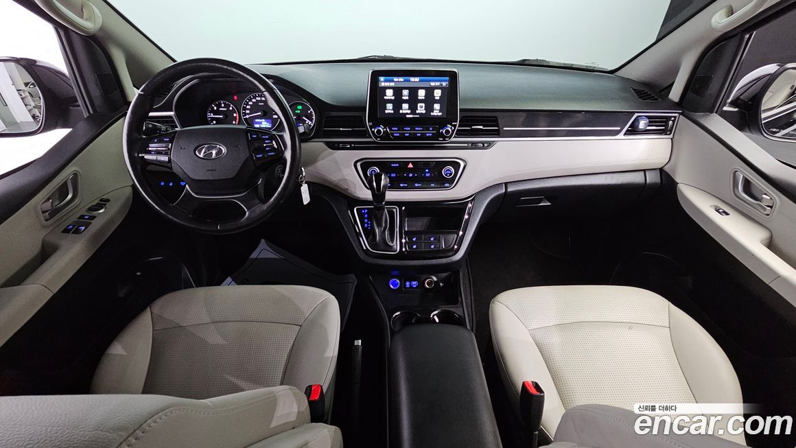 Hyundai Starex 2019