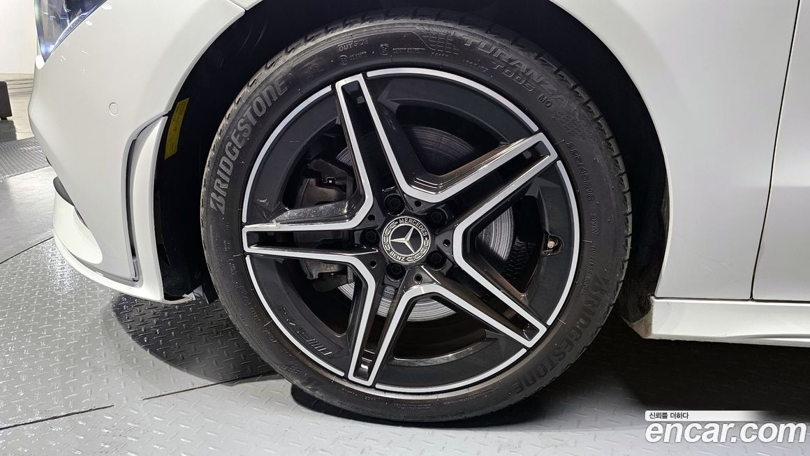 Mercedes-Benz CLA-Class 2023