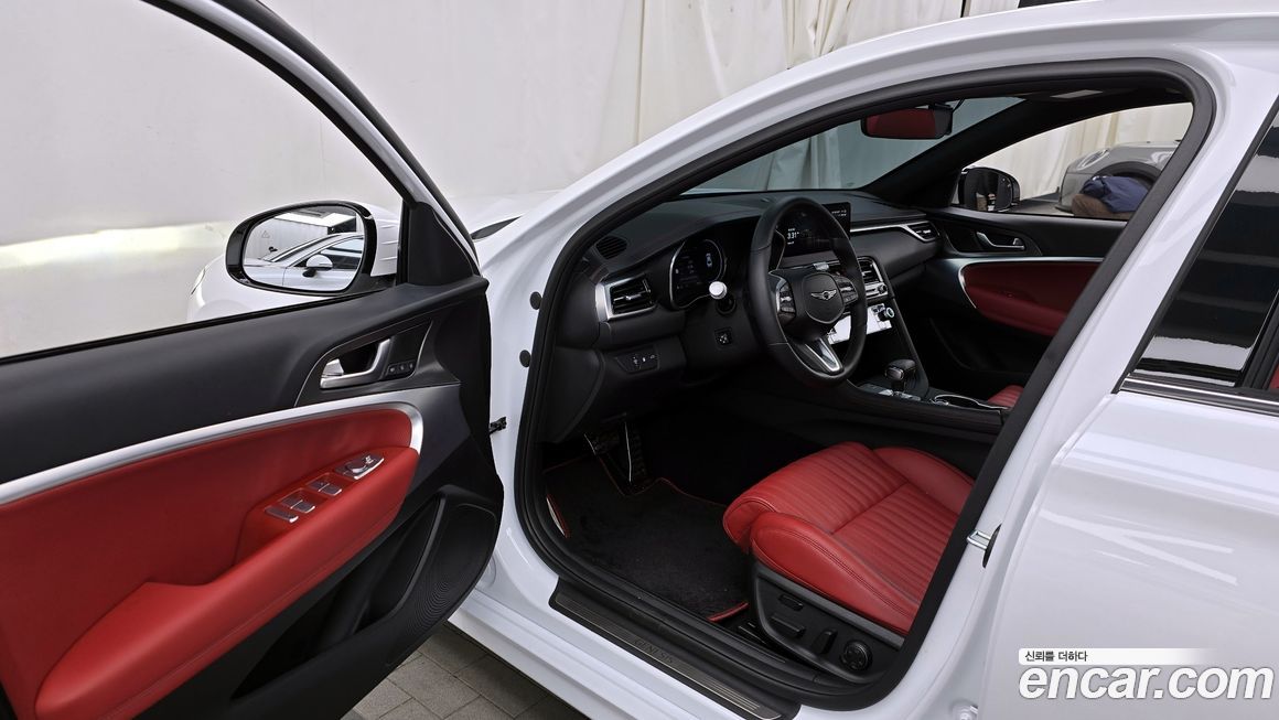 Genesis G70 2024