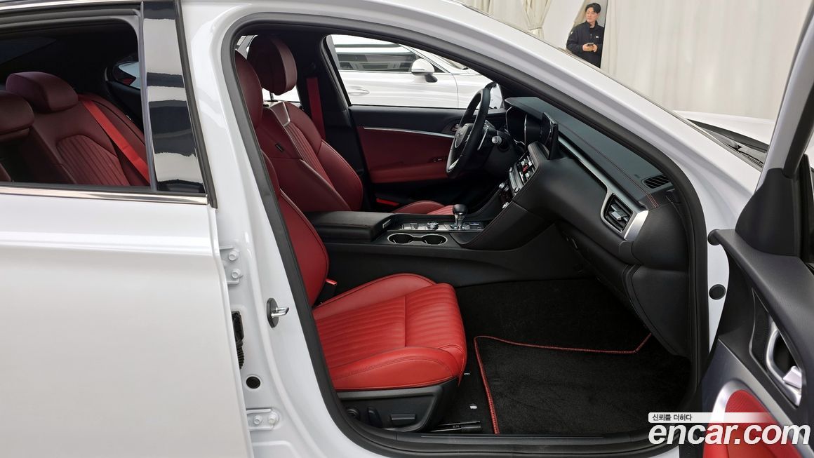 Genesis G70 2024