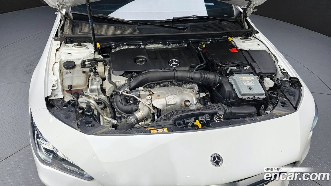 Mercedes-Benz CLA-Class 2023