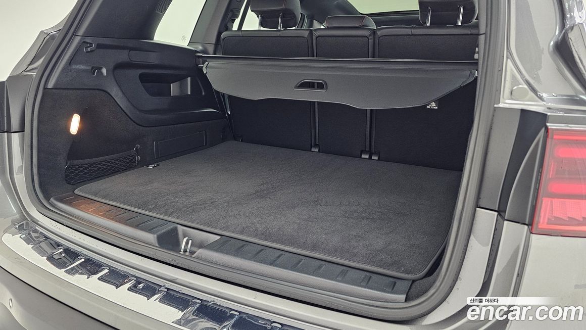 Mercedes-Benz EQB 2026