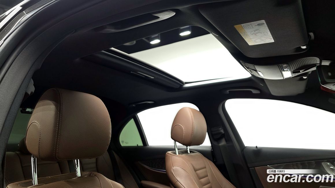 Mercedes-Benz E-Class 2023