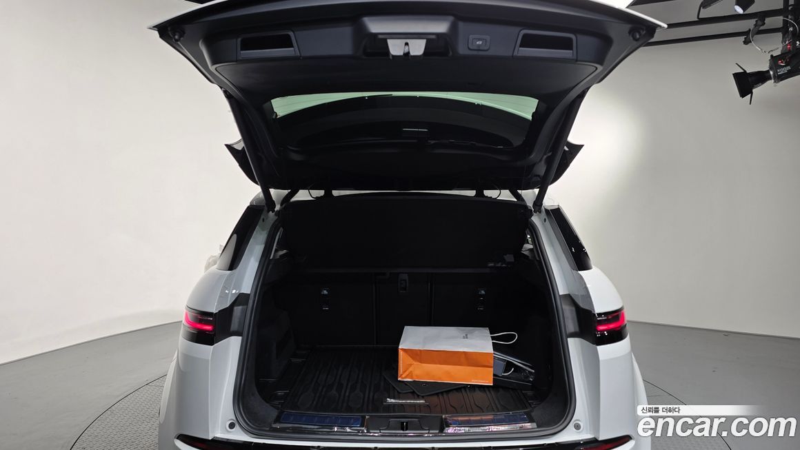 Land Rover Range Rover Evoque 2024