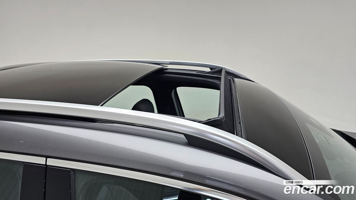 Mercedes-Benz EQB 2026