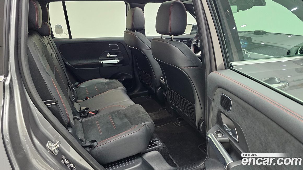 Mercedes-Benz EQB 2026