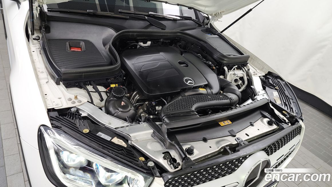 Mercedes-Benz GLC-Class 2023