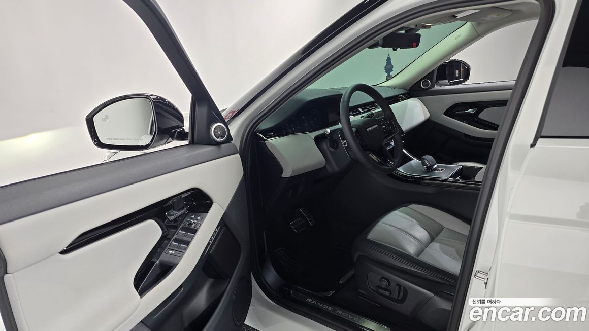 Land Rover Range Rover Evoque 2024