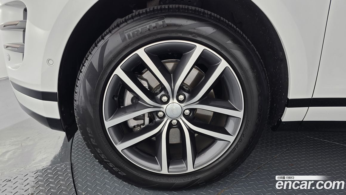 Land Rover Range Rover Evoque 2024