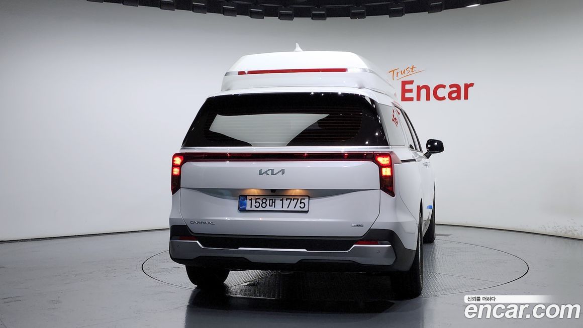 Kia Canival 2025