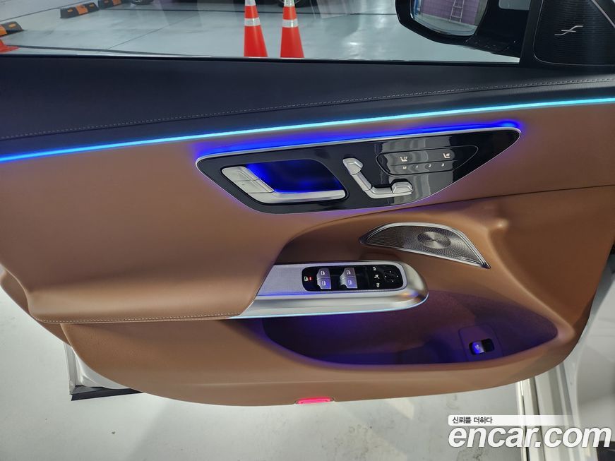 Mercedes-Benz E-Class 2025