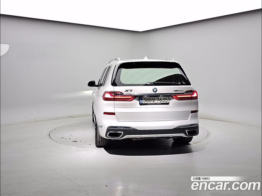 BMW X7 2022
