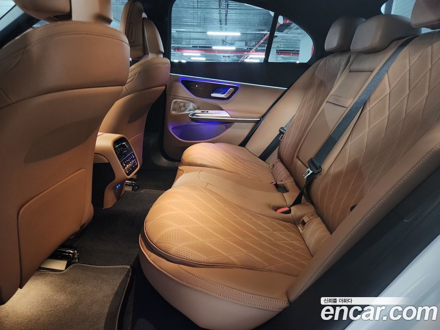 Mercedes-Benz E-Class 2025