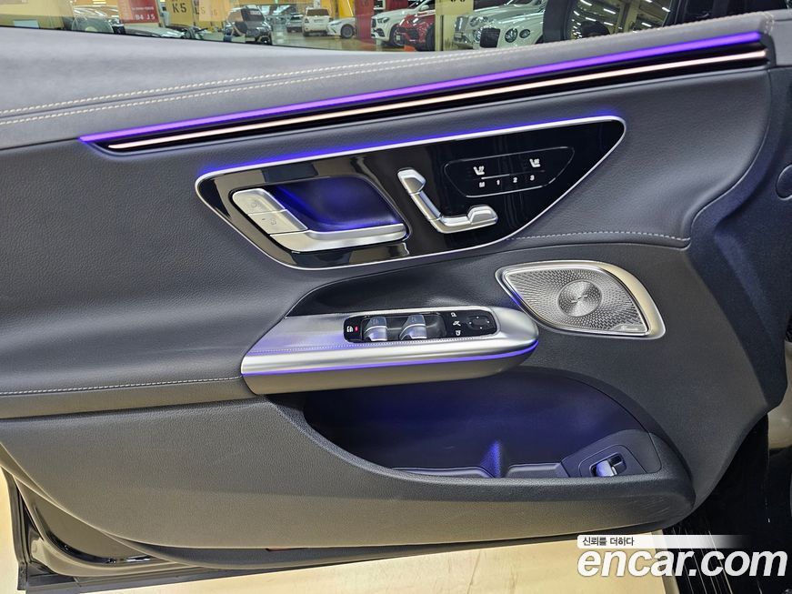 Mercedes-Benz EQE 2024