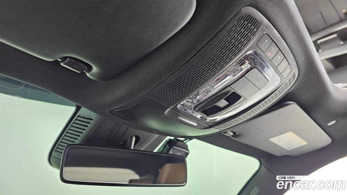 Mercedes-Benz GLB-Class 2020