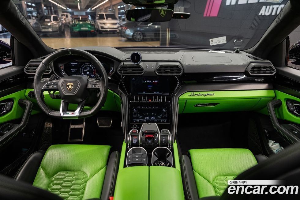 Lamborghini Urus 2022