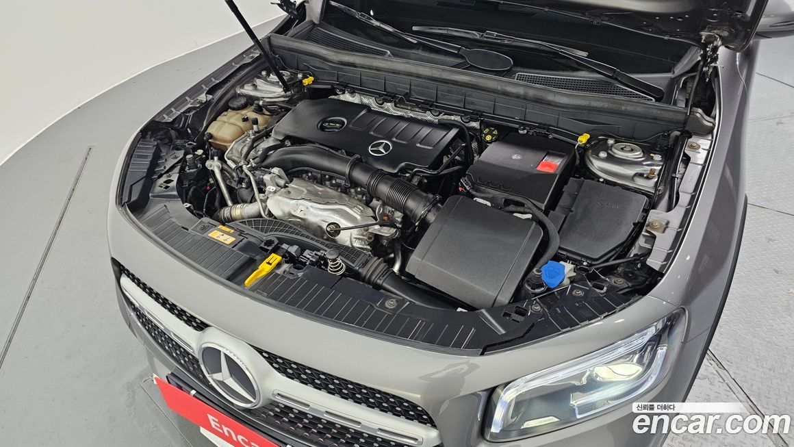 Mercedes-Benz GLB-Class 2020