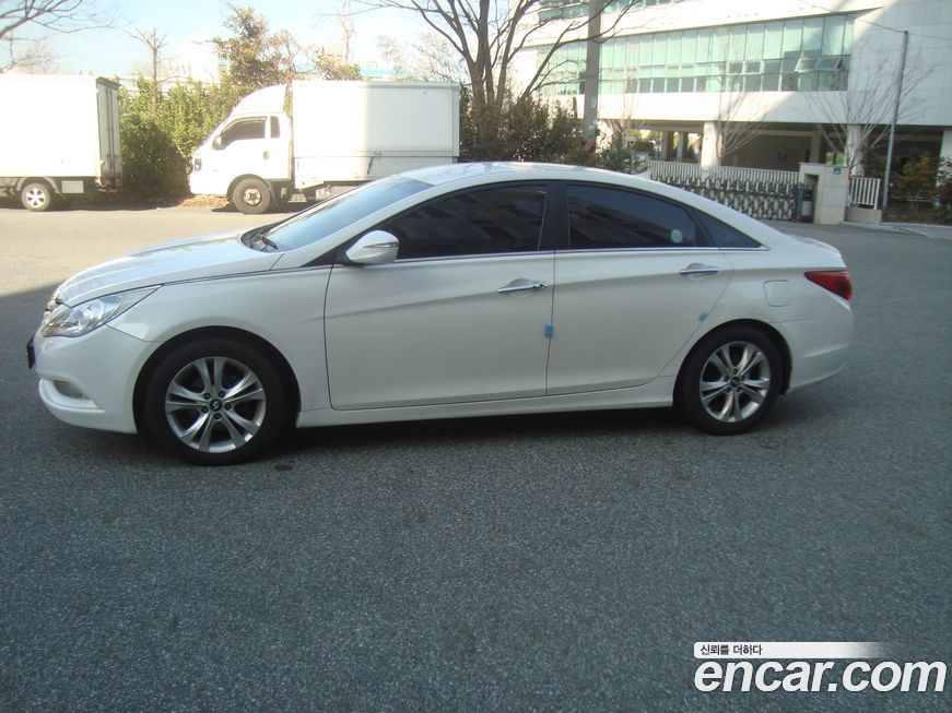 Hyundai Sonata 2012