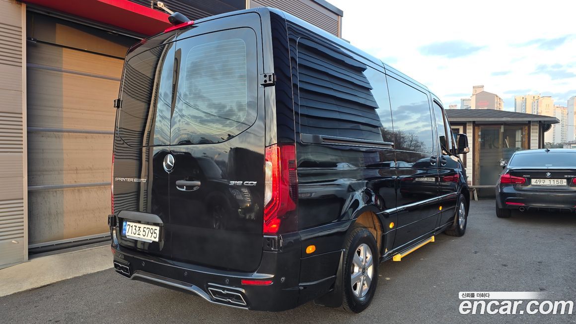 Mercedes-Benz Sprinter 2024