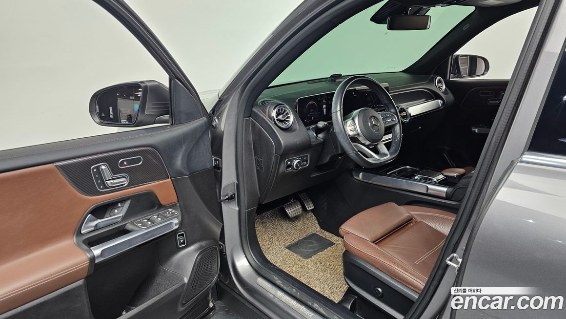 Mercedes-Benz GLB-Class 2020