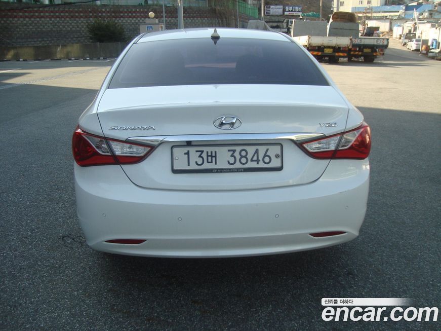 Hyundai Sonata 2012