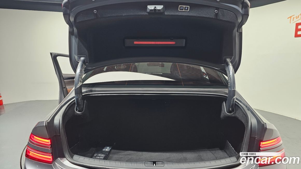 Genesis G80 2021