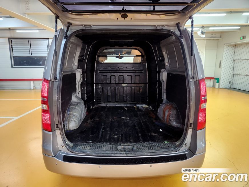 Hyundai Starex 2016