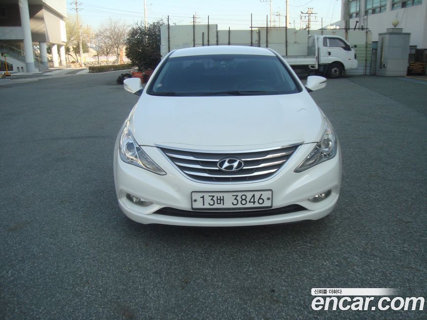 Hyundai Sonata 2012