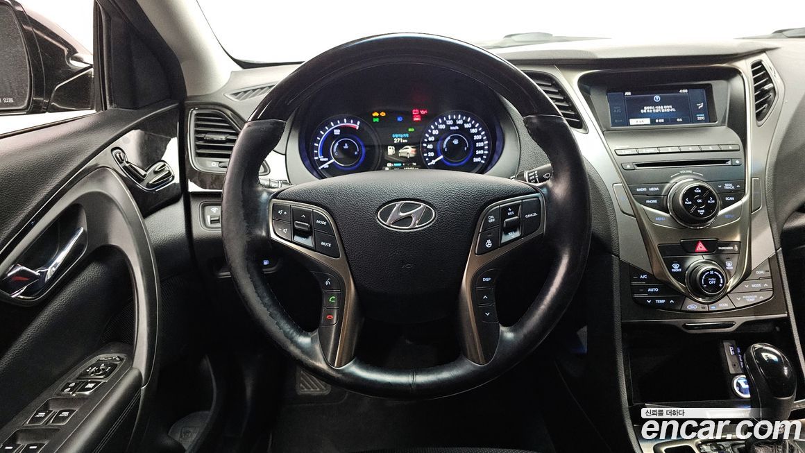 Hyundai Grandeur 2015