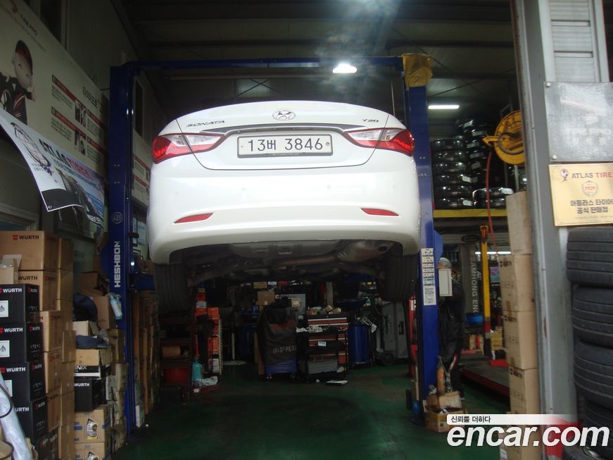 Hyundai Sonata 2012