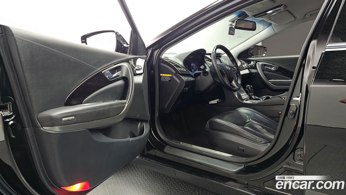 Hyundai Grandeur 2015