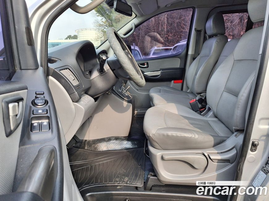 Hyundai Starex 2015
