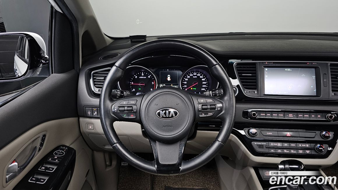 Kia Canival 2015
