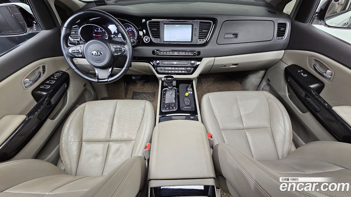 Kia Canival 2015