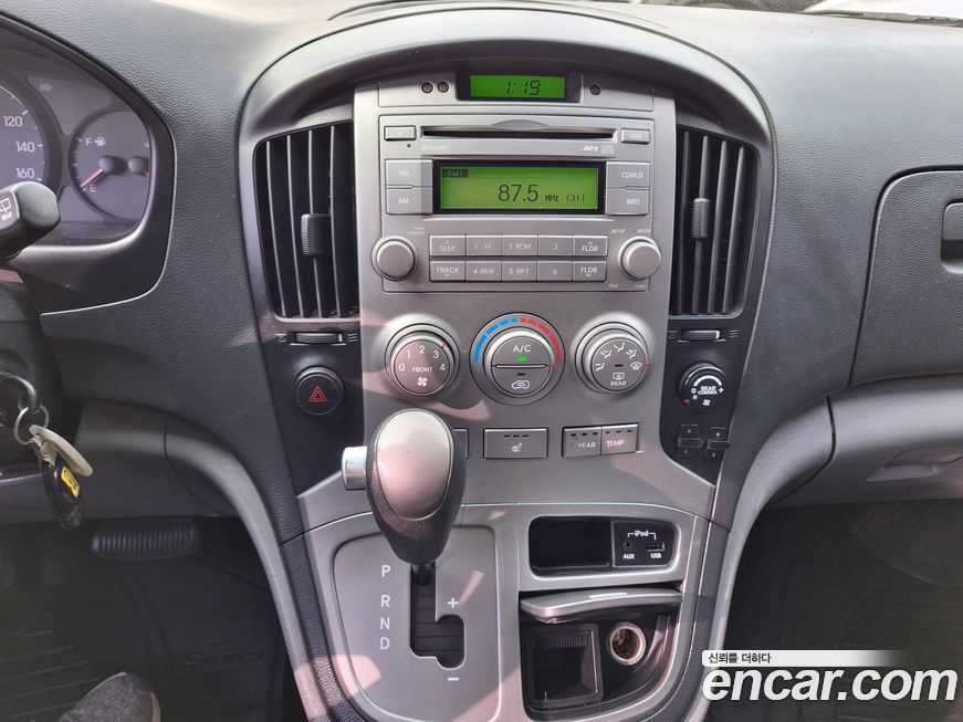 Hyundai Starex 2015