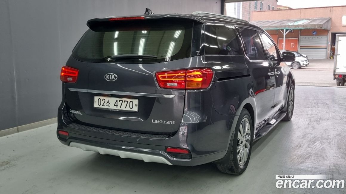Kia Canival 2019