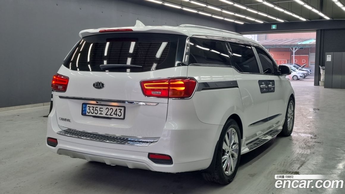 Kia Canival 2019