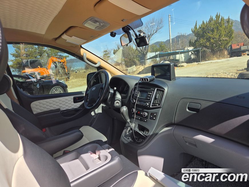 Hyundai Starex 2016