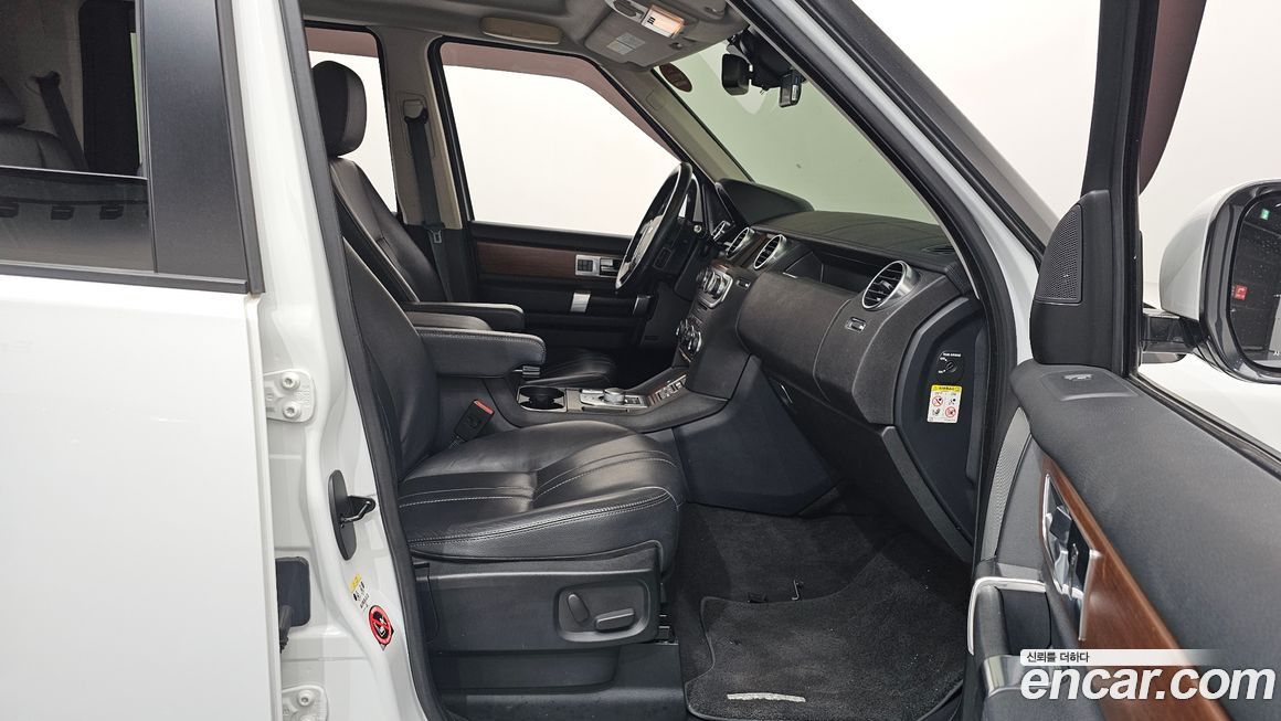 Land Rover Discovery 2016