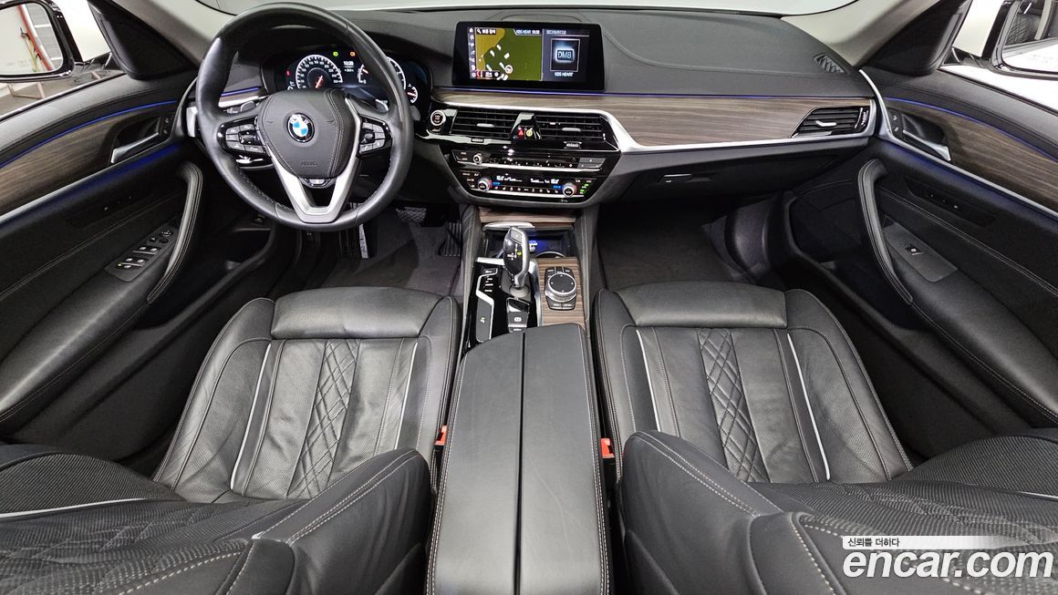 BMW 5-Series 2019