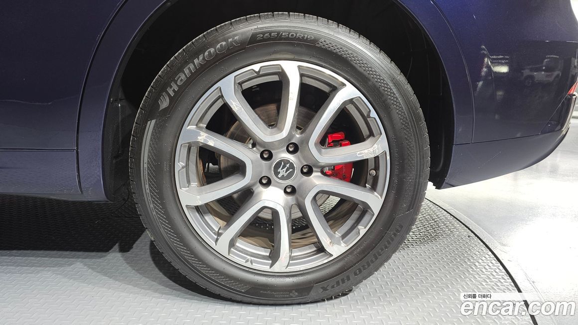 Maserati Levante 2020